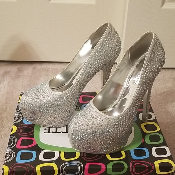 Silver Rhinestone Heels - Picture 2 of 9